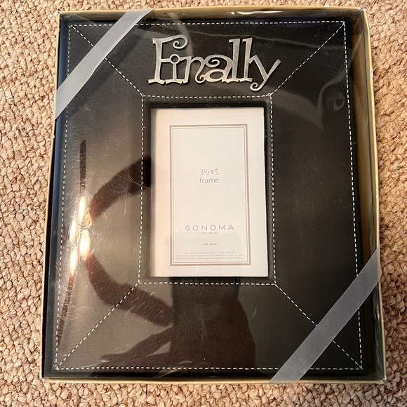 Kohl 3 1/2 x 5 Black Thick Photo Frame “Finally” Engagement Wedding Relationship - Picture 1 of 7